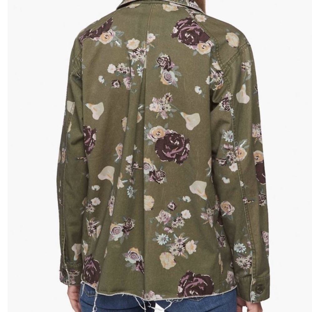 Levi’s Floral Printed Field Jacket - Picture 3 of 13